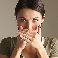 Неприятный запах изо рта – почему и как с ним бороться?