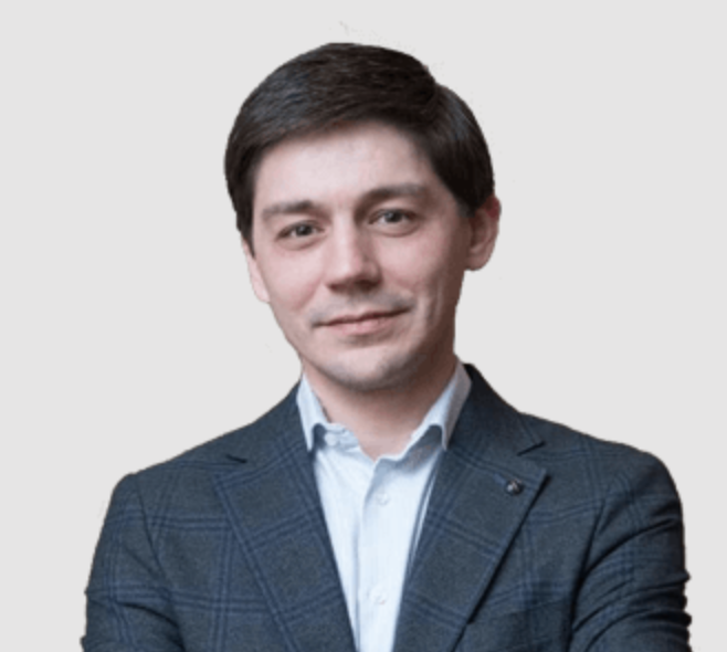 Некрасов Евгений