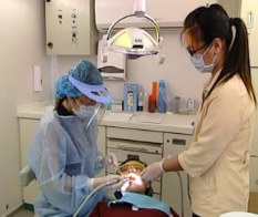 Сингапур  аккредитует частные образовательные центры для стоматологов