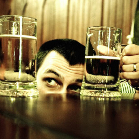 Алкоголь может способствовать развитию пародонтита